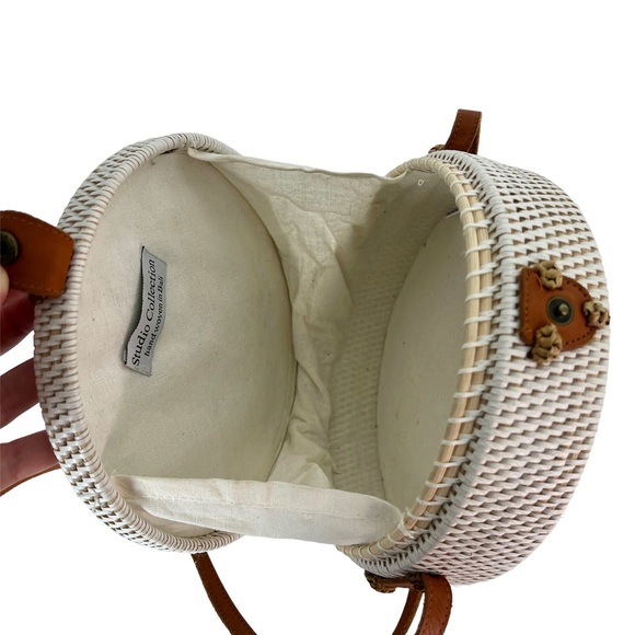 Handmade Woven Rattan Wicker Basket Shoulder Bag - Picture 4 of 7